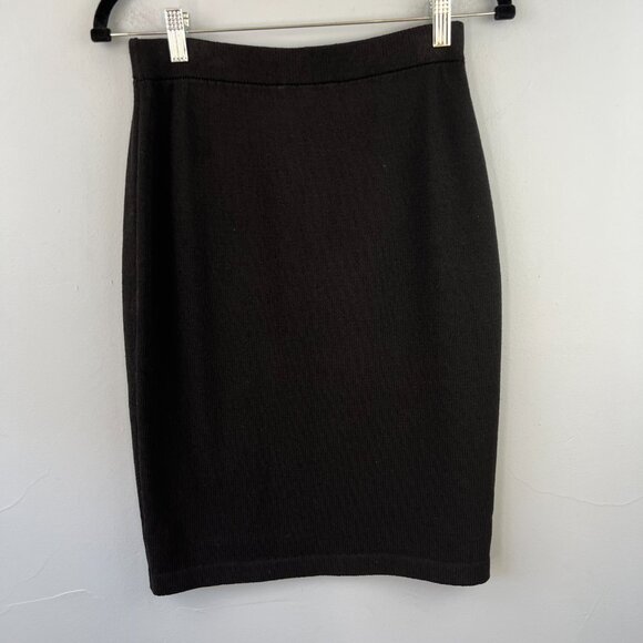 St. John Caviar Wool Blend Black Santana Knit Pencil Skirt Size 2 Career - Picture 6 of 6